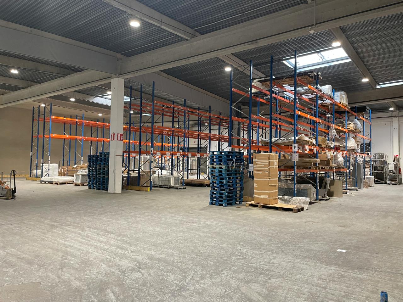 Entrepôt classe c Bruges 6517m² Location entrepôt classe c Bruges Gironde OLLOG2427344 9